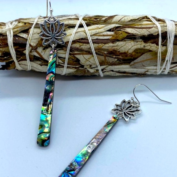 Abalone Drop Beauties - Picture 3 of 3